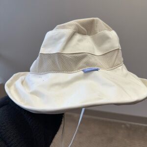 Wallaroo Tie Bucket Hat